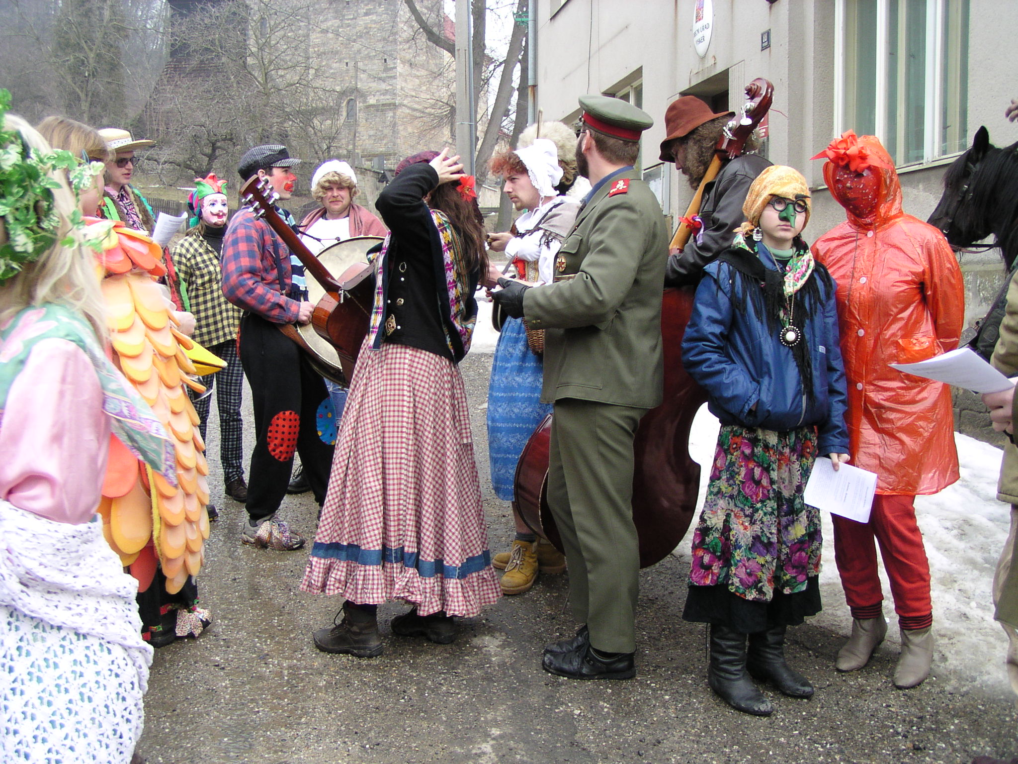 Masopust 2003 Vyskeř 009.jpg