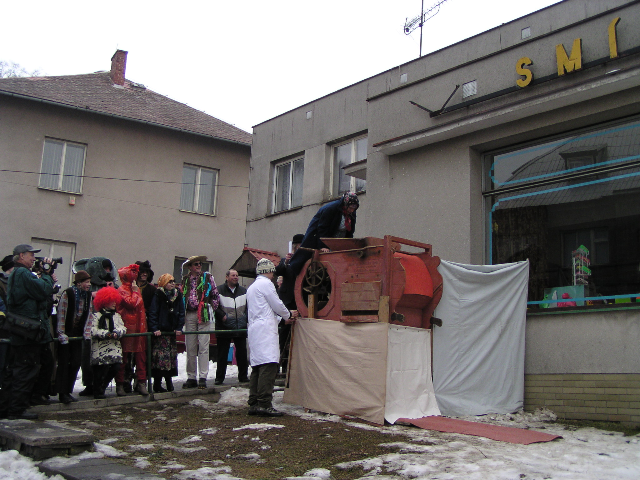 Masopust 2003 Vyskeř 075.jpg