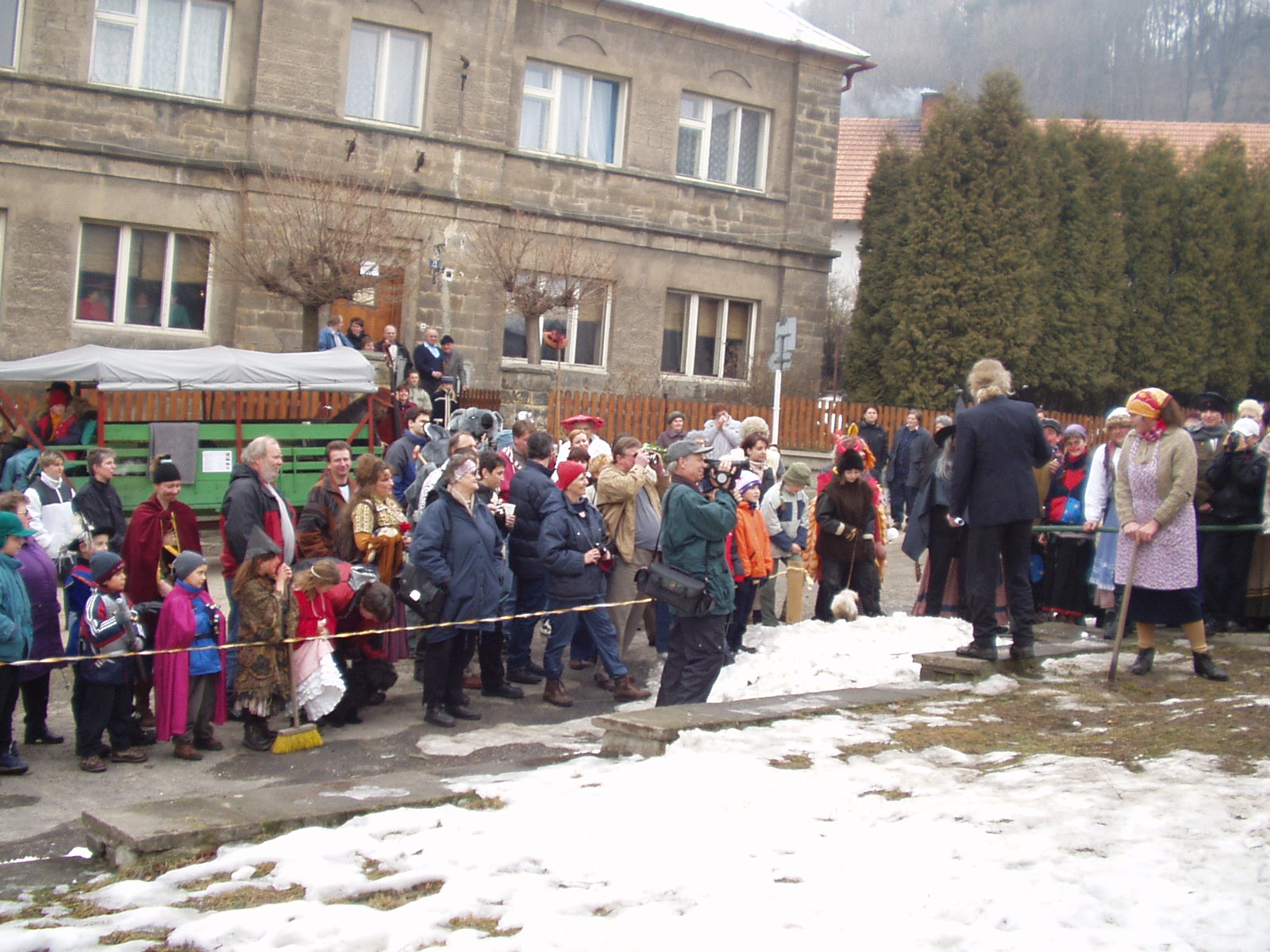 Masopust 2003 Vyskeř 247.jpg